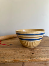 Load image into Gallery viewer, yellowware mixing bowl with scalloped detail
