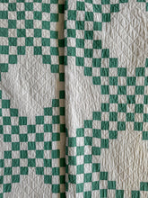 Load image into Gallery viewer, green - shamrock triple chain quilt
