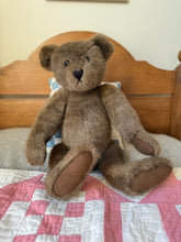 Load image into Gallery viewer, vintage boyds bears classic teddy
