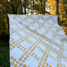 Load image into Gallery viewer, golden irish chain quilt
