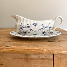 Load image into Gallery viewer, english floral ironstone gravy boat
